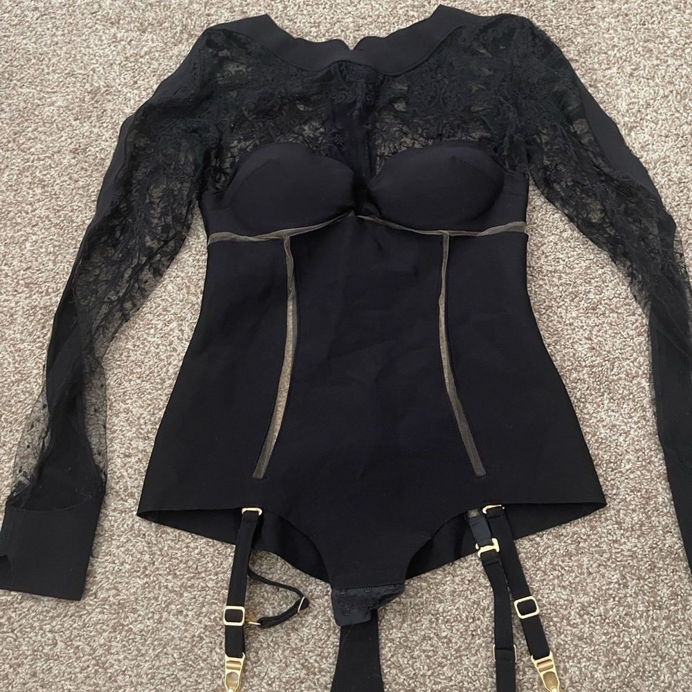LA PERLA size:32B